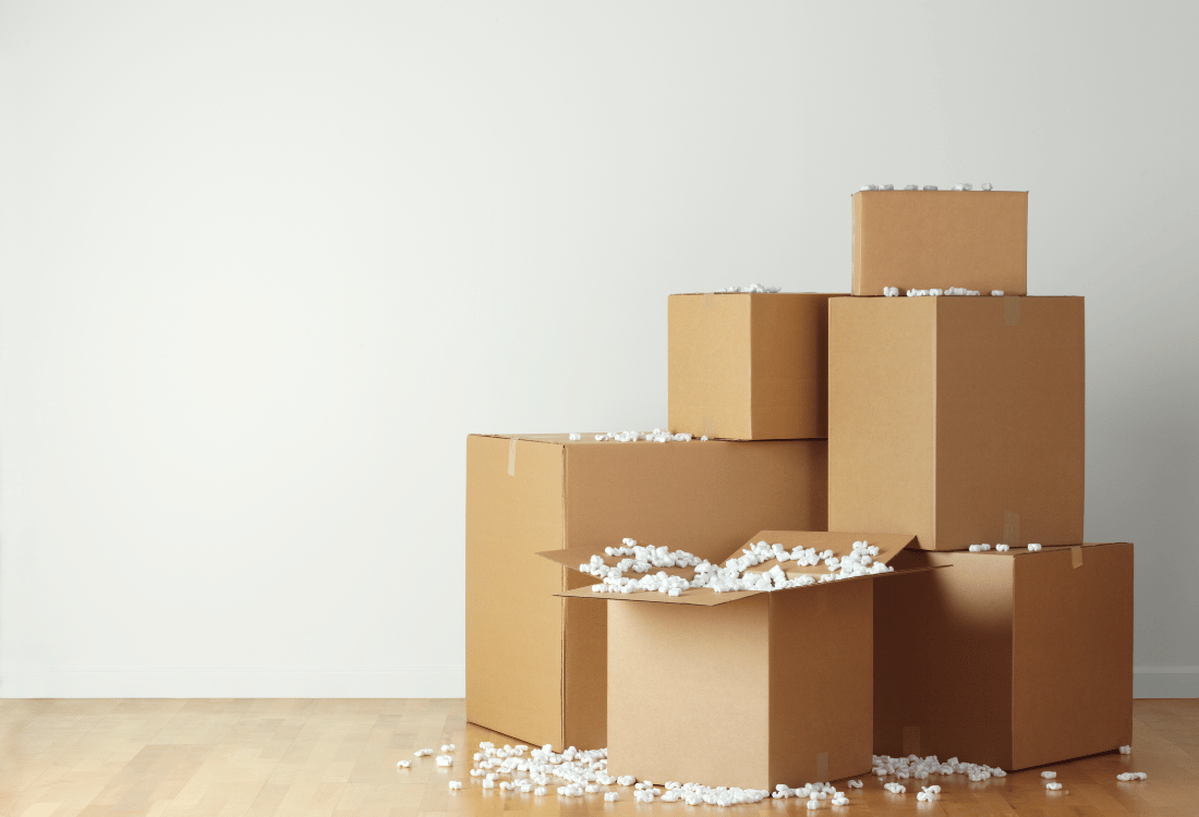A Skilled Worker Moving To Canada Using A Moving Company